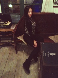 2012.11.07 Photo by Li Xinglong - Beautiful Memory - Female student of Shanghai Theatre Academy(4)